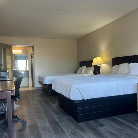 Travelodge By Wyndham Natchitoches Bagian luar foto