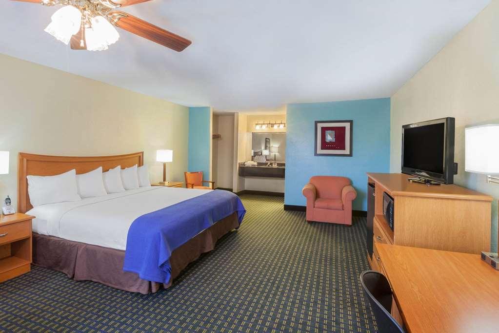 Travelodge By Wyndham Natchitoches Ruang foto