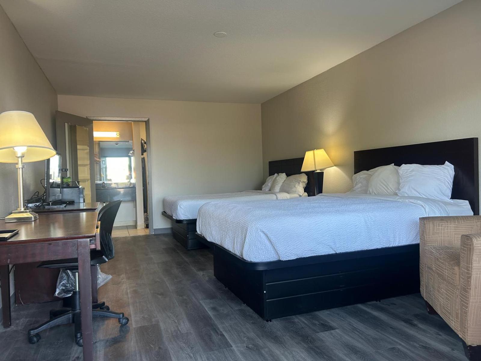 Travelodge By Wyndham Natchitoches Bagian luar foto